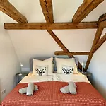 Good Wood Nest - Modernes Fachwerk Auf Zwei Etagen Am Marktplatz In Freudenstadt