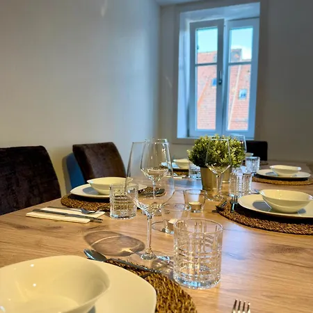 Apartamento Good Wood Nest - Modernes Fachwerk Auf Zwei Etagen Am Marktplatz In *